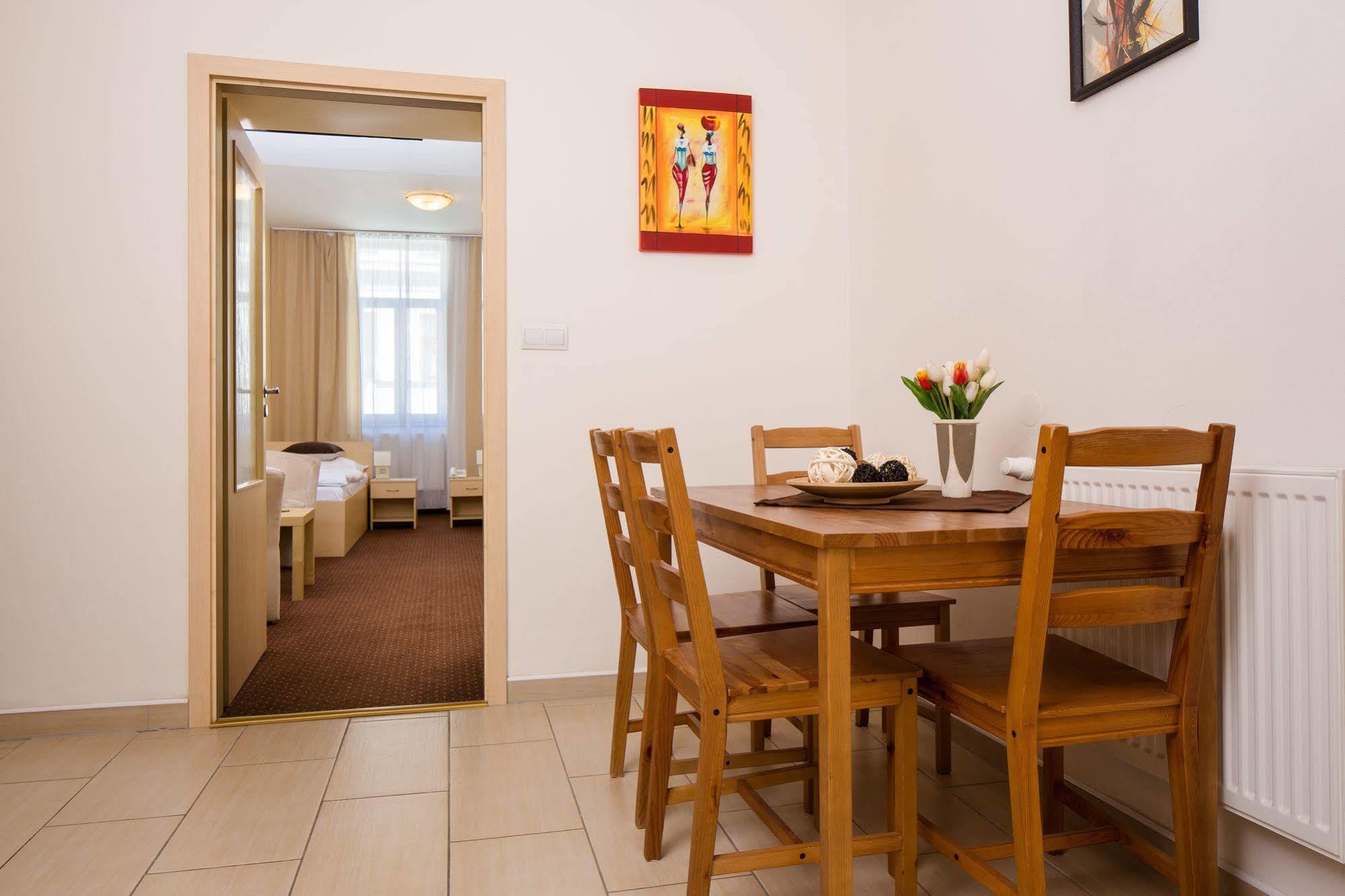 Hotel Cyro Brno Eksteriør billede